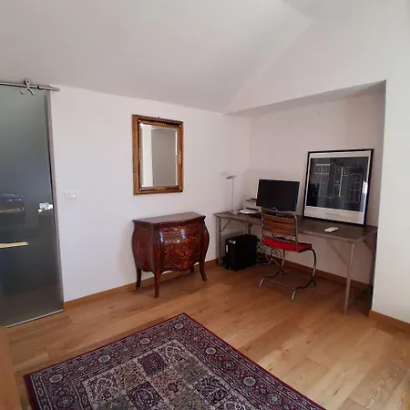 La Finestra Su Apartamento